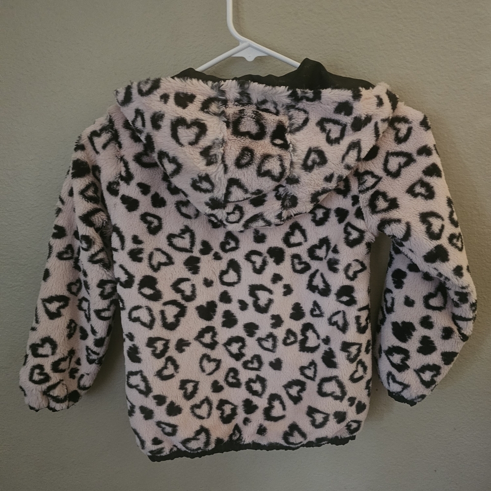 Betsey Johnson Kids Reversible Puffer Jacket with Heart Pattern - Picture 10 of 12